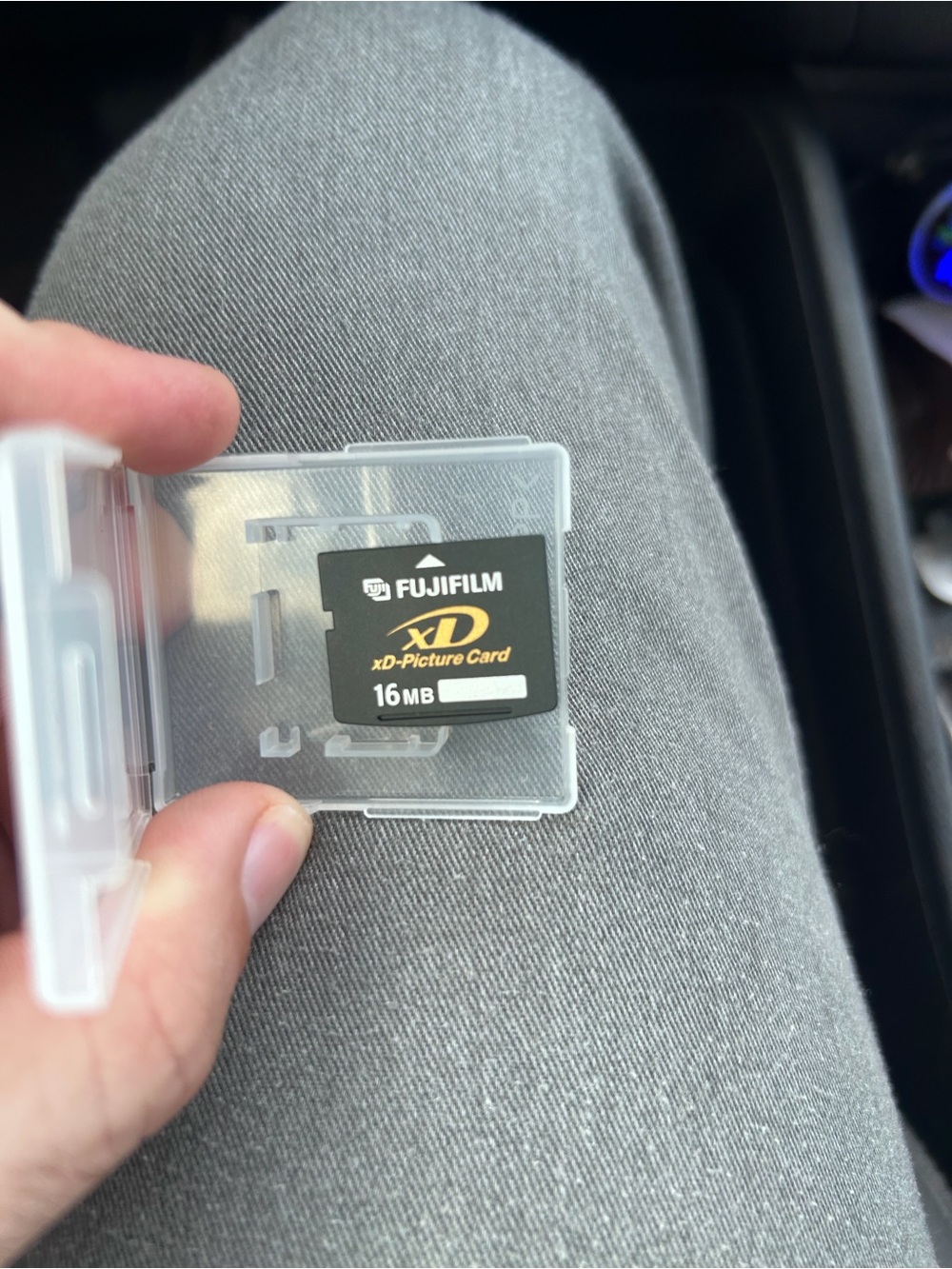 Fujifilm xD-Picture Card 16MB Black with Gold Logo